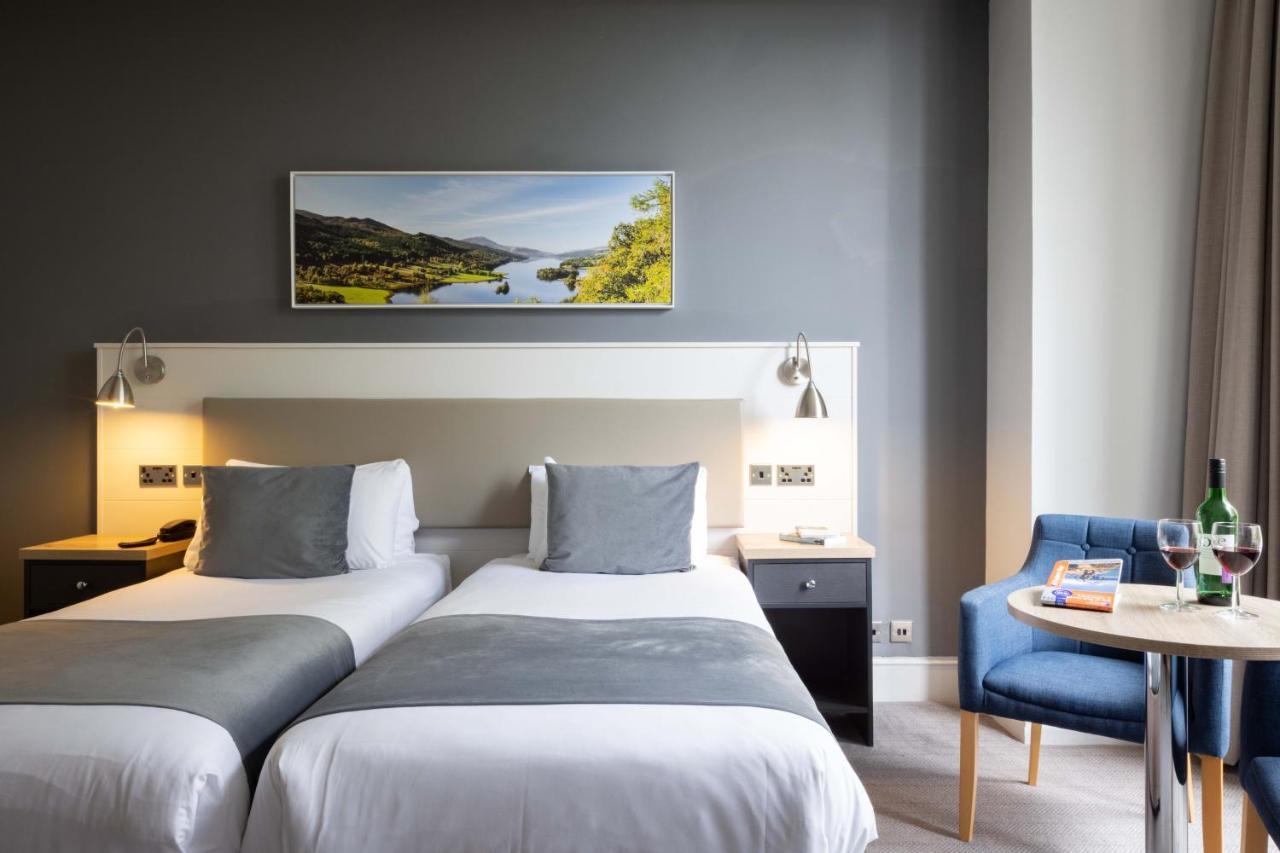 Hotel The Marine